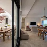 Encinas – Jardín Y Vistas Cerca Del Mar Villa