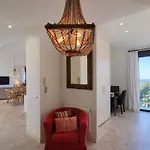 Encinas - Jardin Y Vistas Cerca Del Mar