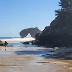Encinas – Jardín Y Vistas Cerca Del Mar
