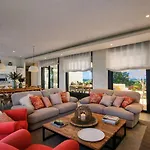 Encinas - Jardin Y Vistas Cerca Del Mar *