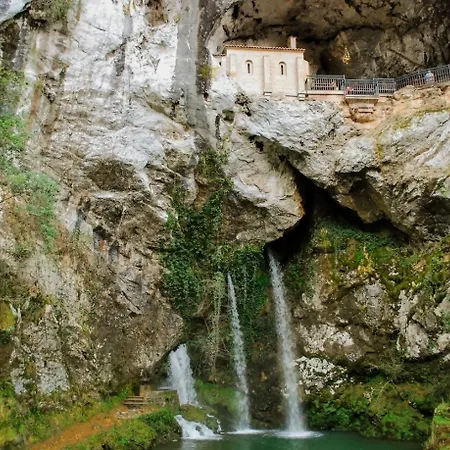 Encinas - Jardin, Playa, Relax En Llanes فيلة Cuerres