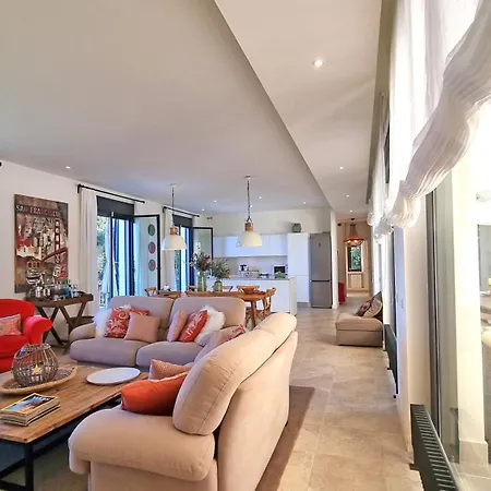 Encinas - Confort Y Estilo En Llanes * Куэррес